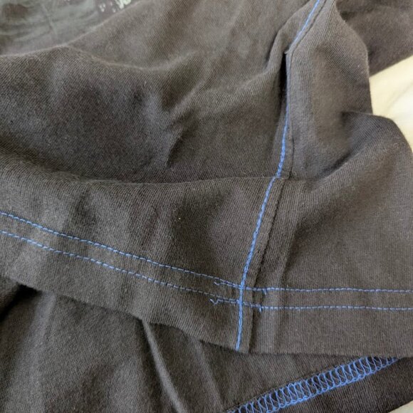 Retro Calvin Klein V-Neck T-Shirt   Men's XL - Picture 8 of 9